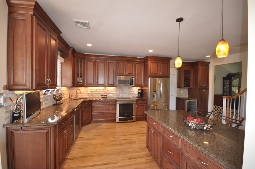 Smithtown Elite Cinnamon - Traditional - Kitchen - New ...