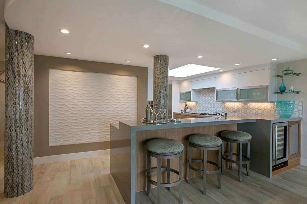 Contemporary kitchen in San Francisco with a feature wall.