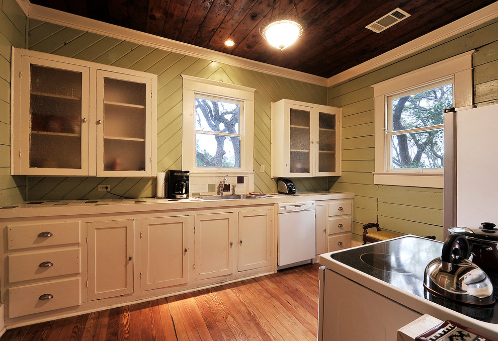 Sold Homes Farmhouse Kitchen Austin by Moxie Realty Group Houzz