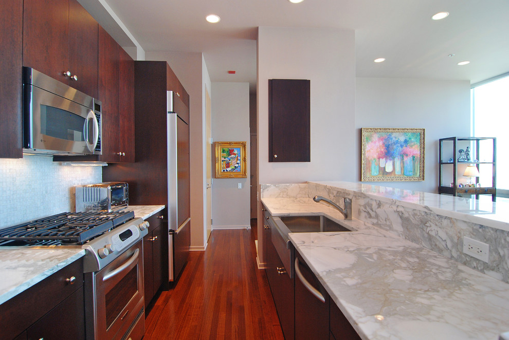 Sold! Montgomery 2 bedroom/ 2 bathroom in Chicago's River North