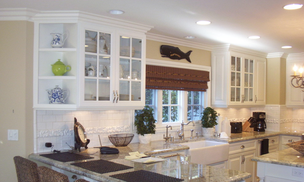 Elegant kitchen photo in Los Angeles