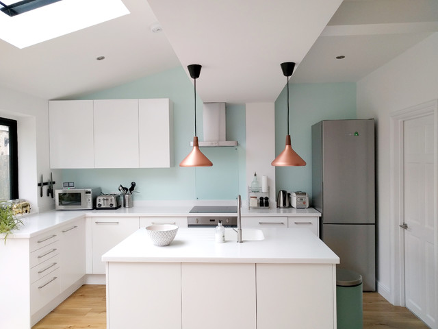 South East London Kitchen - Contemporary - Kitchen - London - by EM+