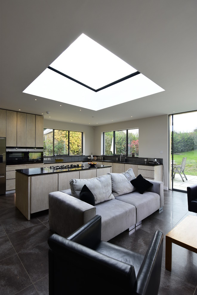 Example of a kitchen design in Oxfordshire