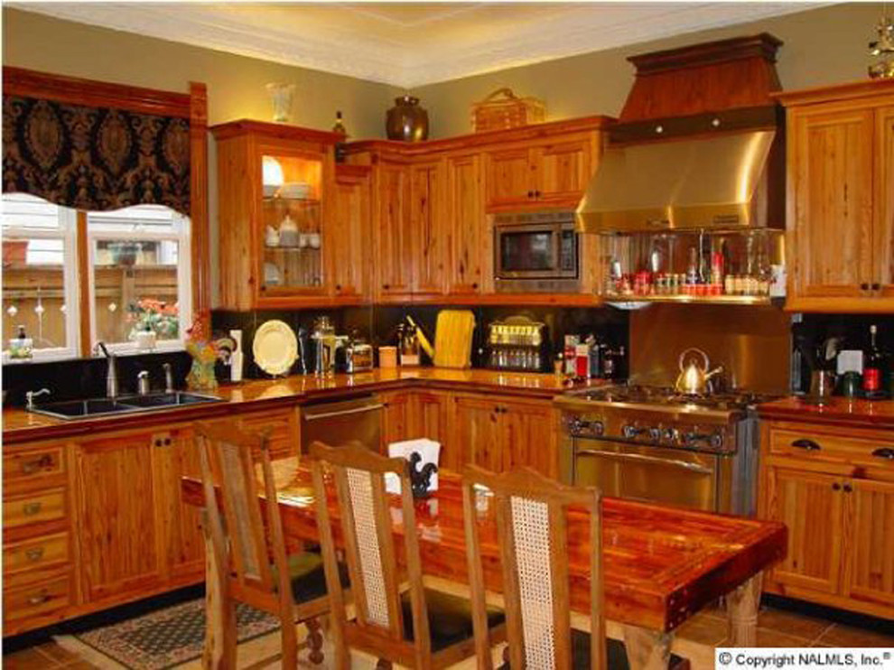 Southern Building Arts LLC Traditional Kitchen Birmingham by