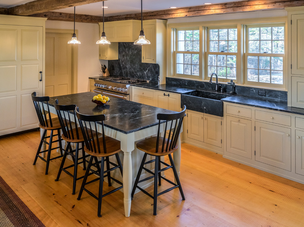 Southern Midcoast Maine Farmhouse Farmhouse Kitchen Portland Maine By Morningstar Stone Tile