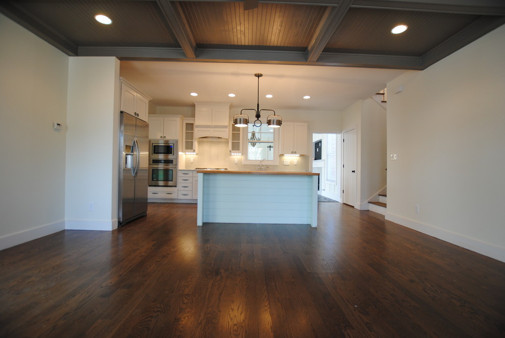 Southern Style Living in Downtown Lilburn Farmhouse Kitchen
