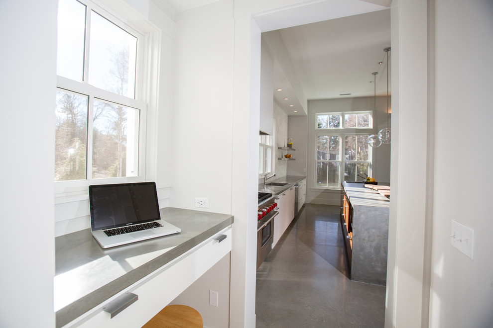 Trendy kitchen photo in Boston