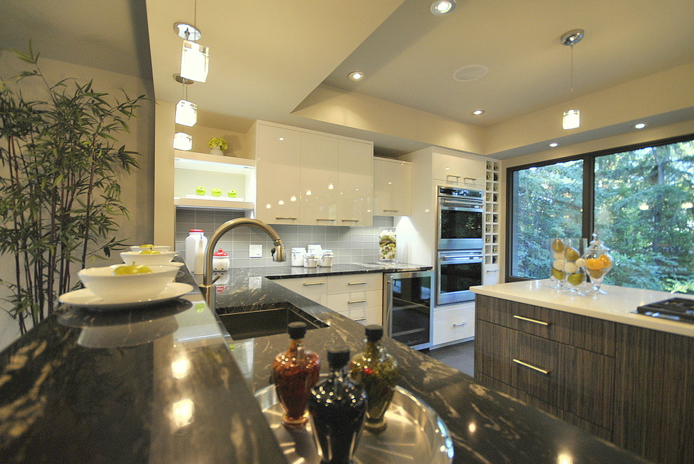 Spectacular Contemporary Kitchen in Edmonton, AB, Canada Contemporary