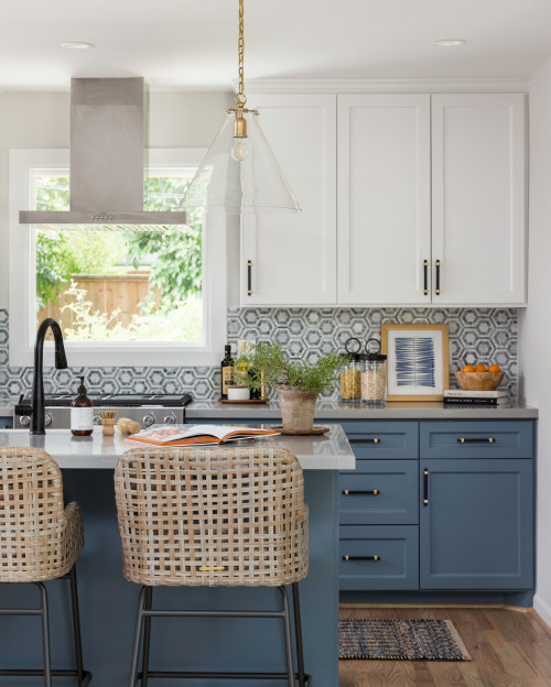 34+ Blue and White Kitchen Cabinets ( TIMELESS & STYLISH ) - Cabinets