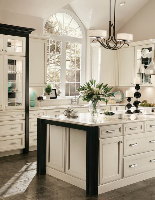 Spotlight: KraftMaid Cabinetry - Transitional - Kitchen - Boston - by