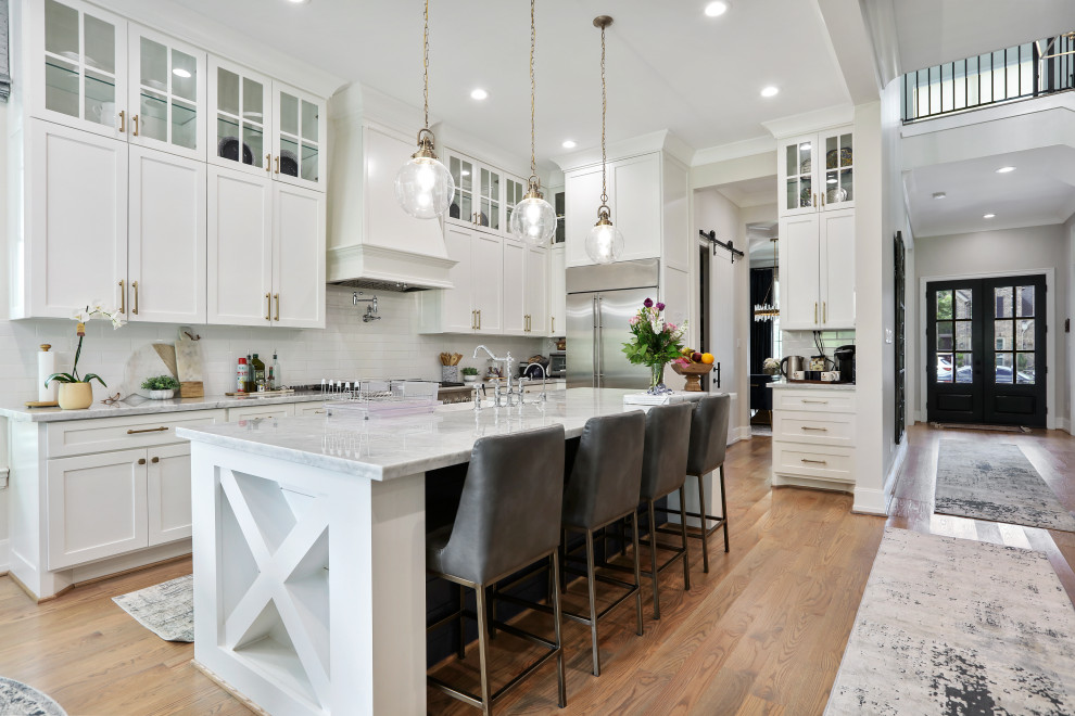 This is an example of a farmhouse kitchen in Houston.
