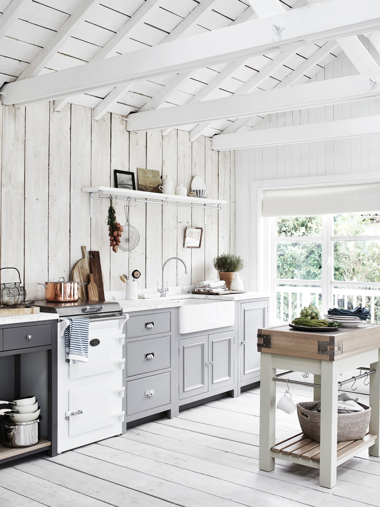 Mountain style kitchen photo in London