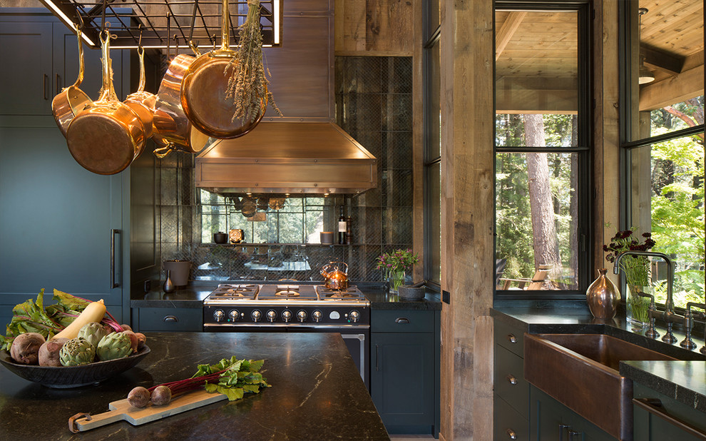 Design ideas for a farmhouse kitchen in San Francisco.