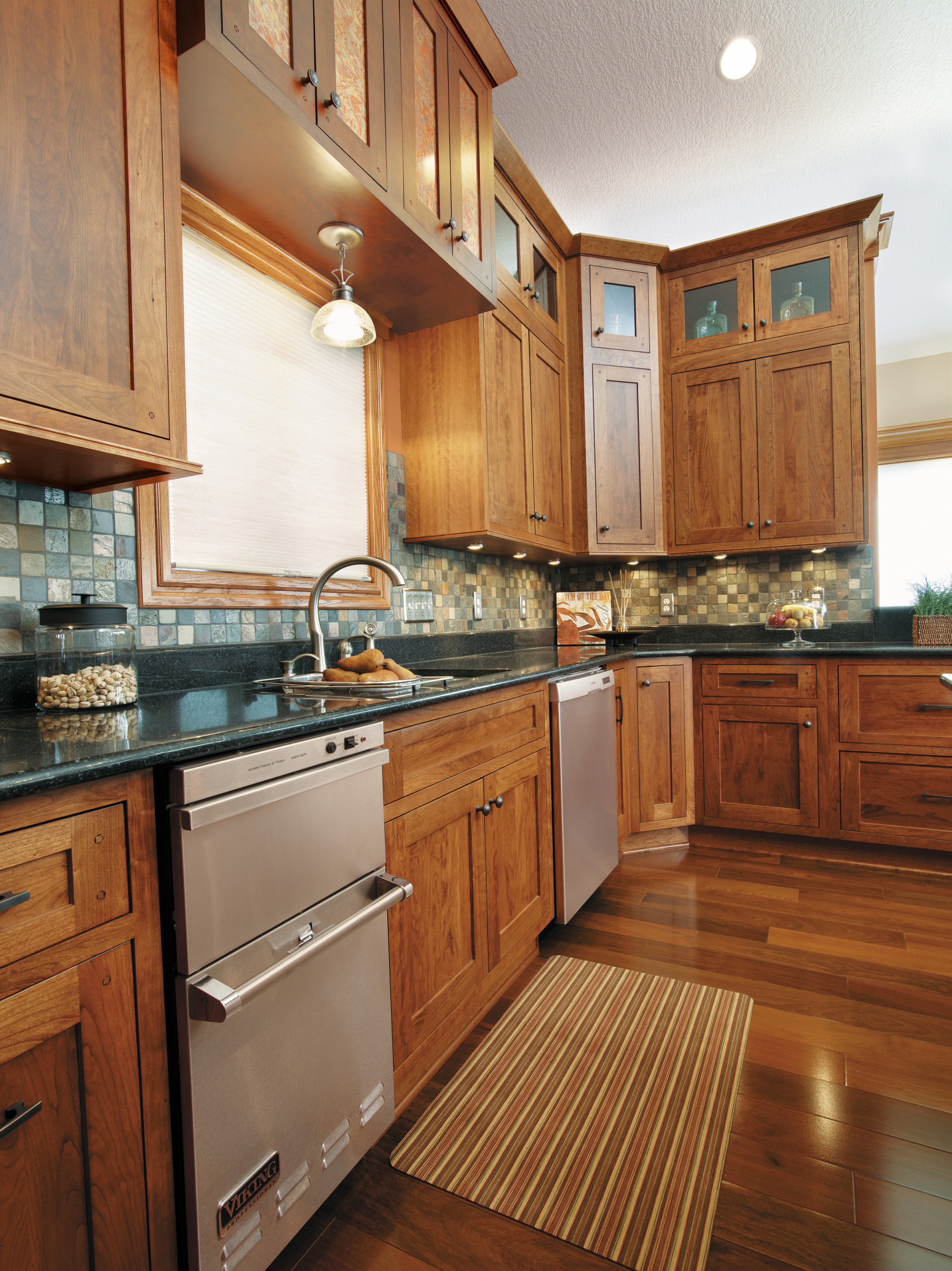 Starmark Cabinetry Kitchen In Fairhaven Inset Door Style Craftsman Kitchen Other By Starmark Cabinetry Houzz