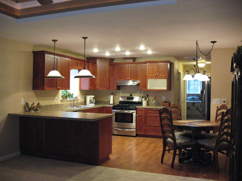 Design ideas for a classic kitchen in Other.