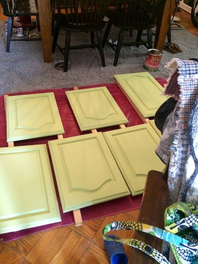 Step By Step Painting of Kitchen With Dixie Belle Paint