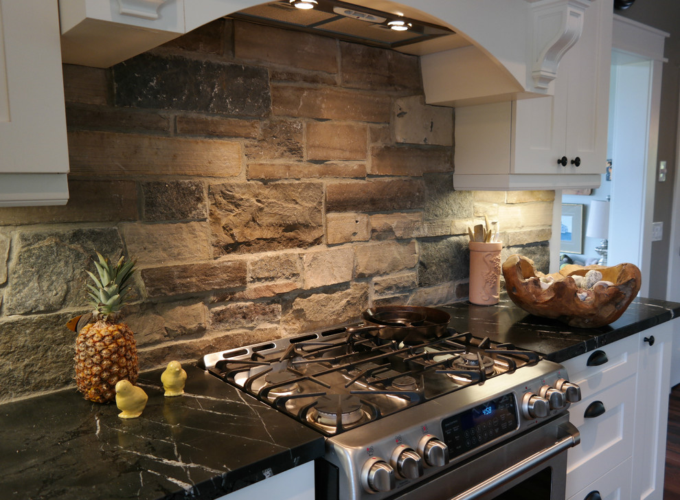 Stone Farmhouse Residence Barrie Premiere Paint & Design