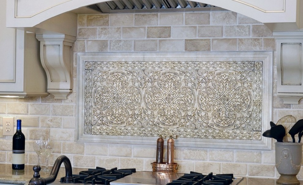 Elegant kitchen photo in Seattle