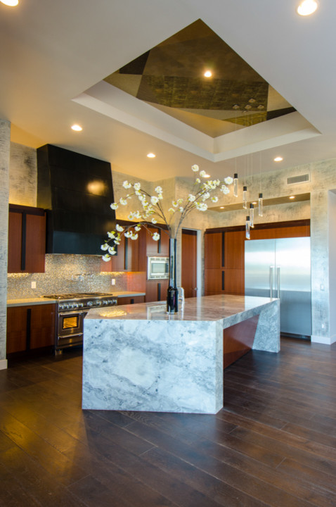 Inspiration for a contemporary kitchen in Phoenix.