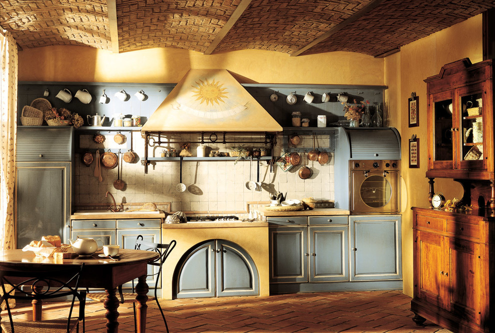 Immagine di una cucina rustica