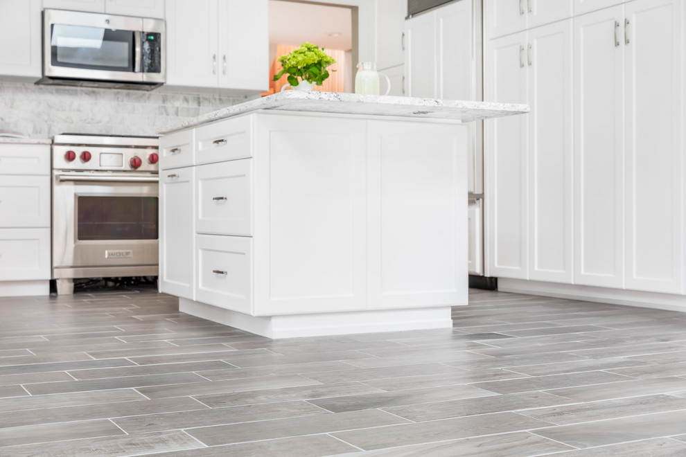 Summerhill Cambria Quartz with Shaker White Beach Style