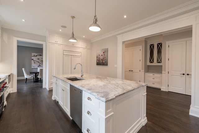 Super White Kitchen Cabinets - Transitional - Kitchen - Benjamin Moore Super  White