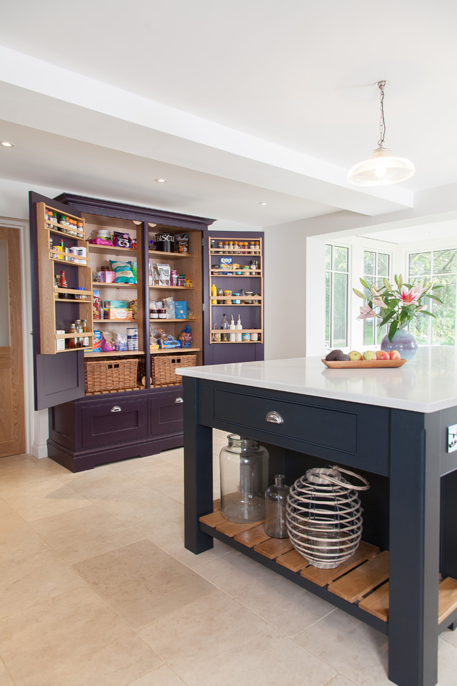 Photo of an expansive classic kitchen in Hampshire.