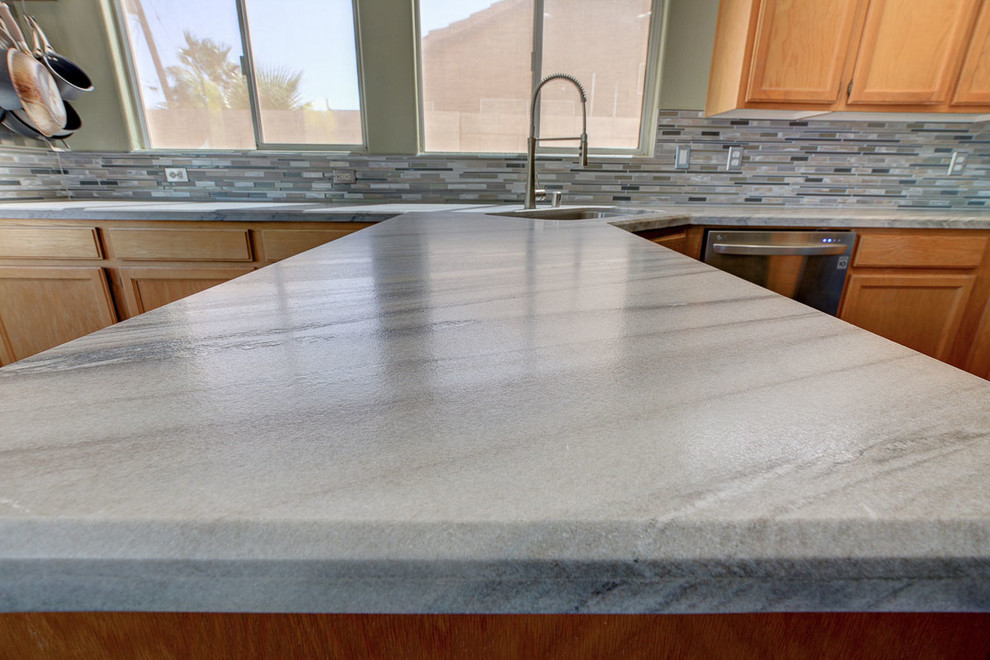 T Shaped kitchen remodel with flooring! Transitional Kitchen Las