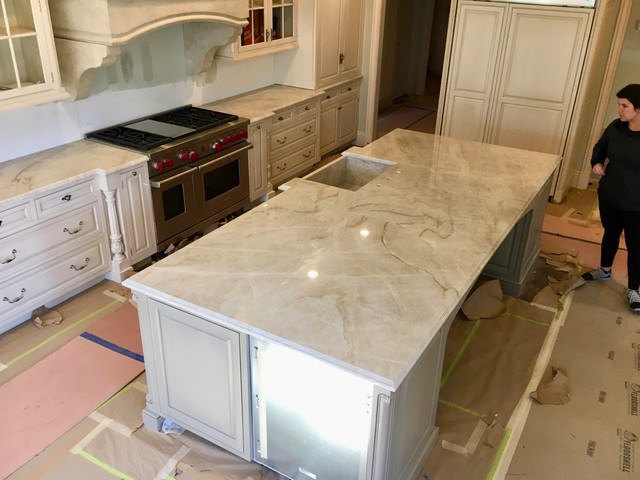 Taj Mahal Granite Kitchen - Clásico - Cocina - Baltimore - de Jeffress  Stone | Houzz