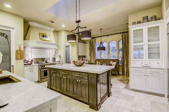 Scottsdale Traditional Kitchen, Taj Mahal Island - Traditional - Kitchen -  Phoenix - by Chisel Marble & Granite