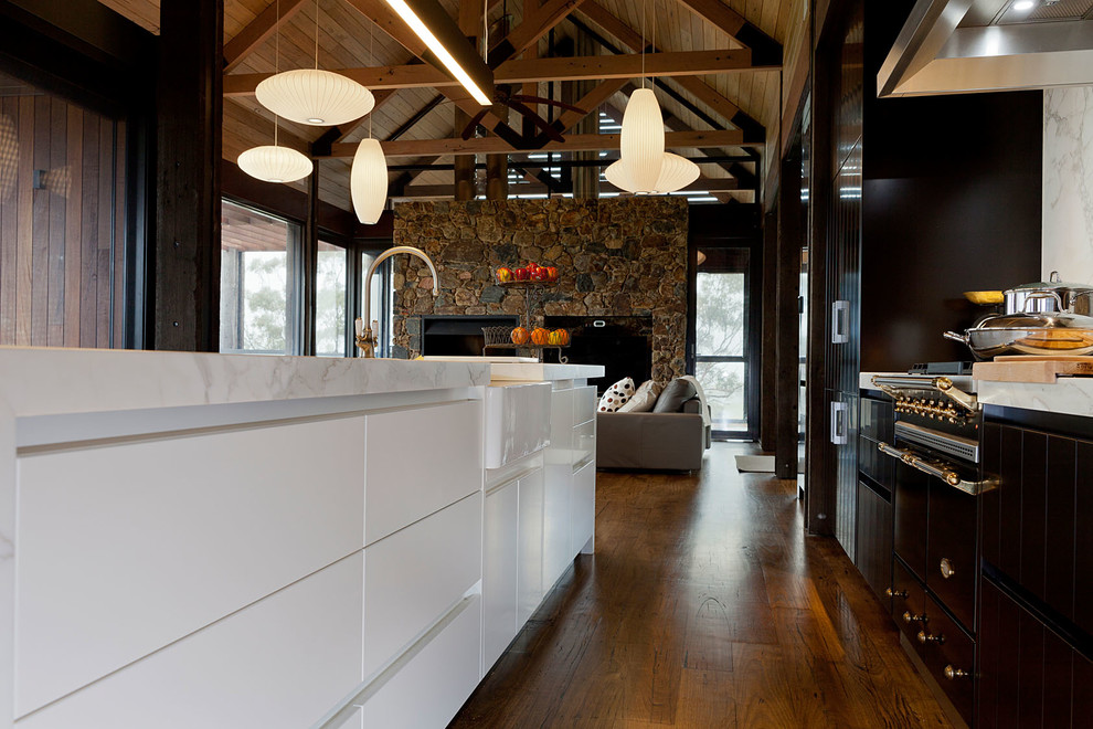 Tallarook Traditional Kitchen Melbourne by Orana Custom Built