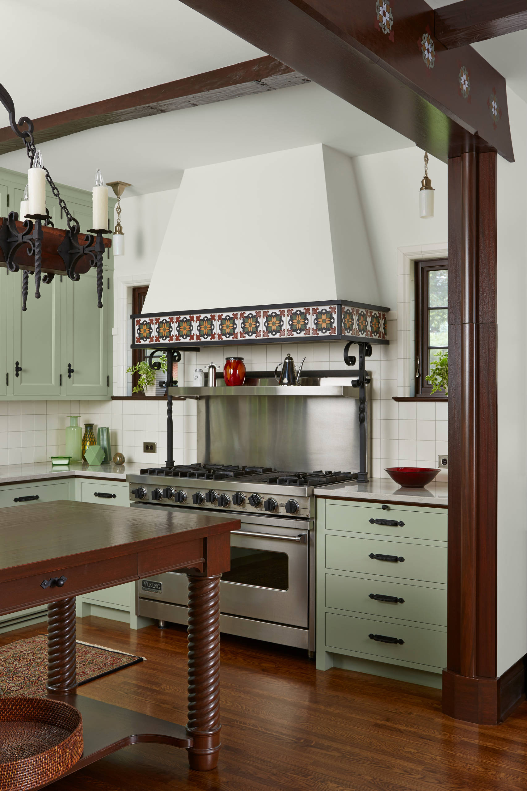 Green kitchen inspo. DIY Mediterranean & Spanish style kitchen. Green  cabinets with metal accents.