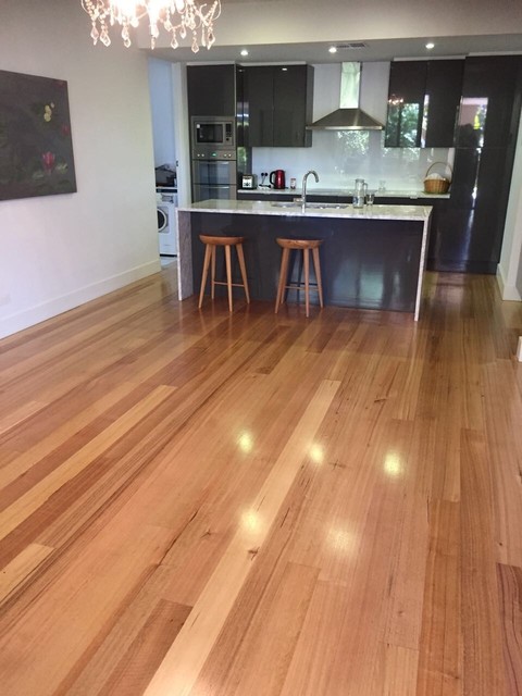 Tasmanian Oak Engineered Flooring - Contemporain - Cuisine - Adélaïde
