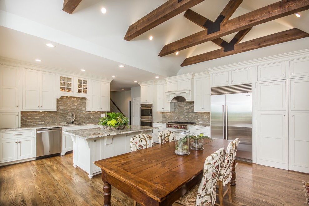 Taylor Burton 1 Farmhouse Kitchen Birmingham by Brewer