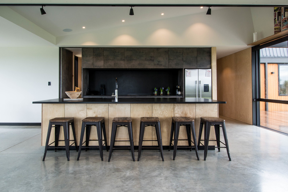 Inspiration for a modern kitchen remodel in Auckland