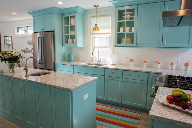 Newport Beach Home with Bold Turquoise Cabinets