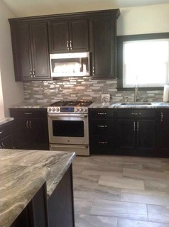 Terra Bianca Quartzite Countertop Beach Style Kitchen New York By Elite Stone Importers Houzz Au