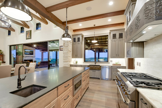 Texas Hill Country Kitchen - OMG Kitchen & Bath Remodeling