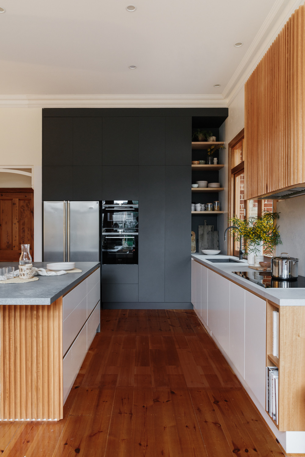 3 Contemporary Kitchen Islands With Timber Accents Houzz Au