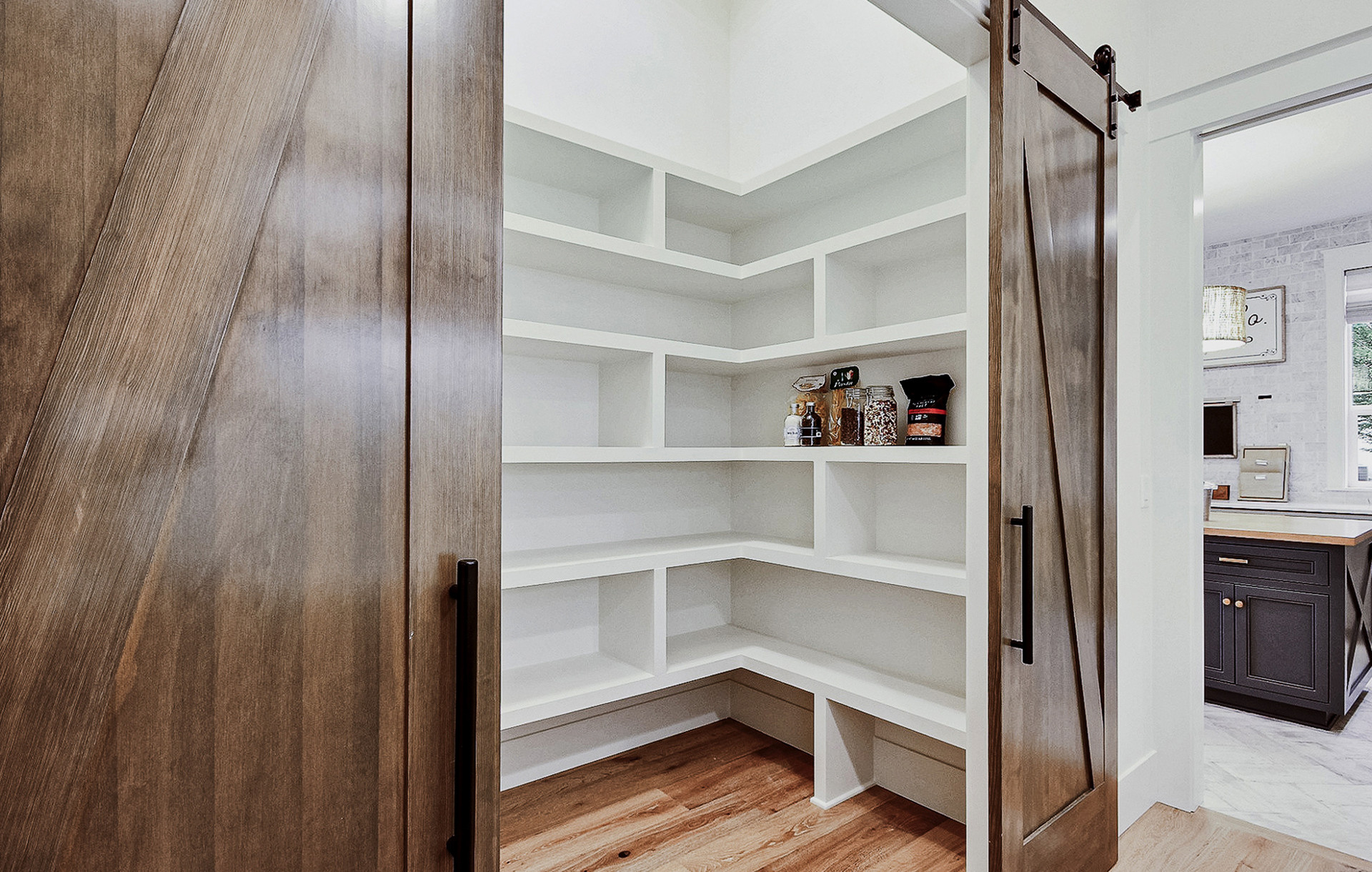 おしゃれなパントリーの画像 21年9月 Houzz ハウズ