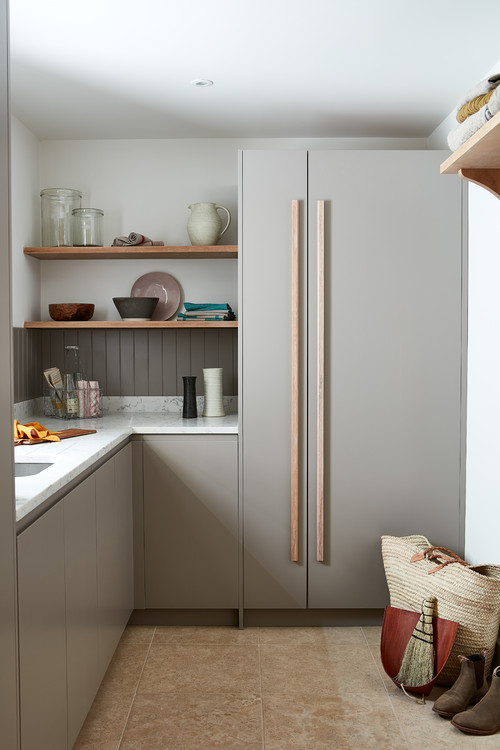 Light Gray Flat Panels and Oak Accents: Inspiring Open Kitchen Storage Ideas