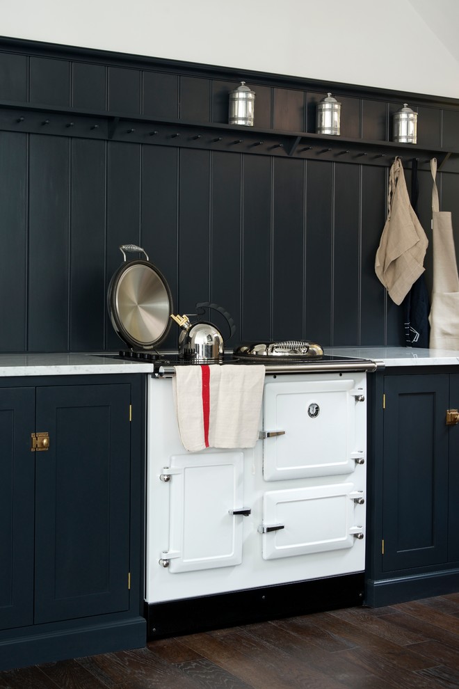 Design ideas for a classic kitchen in London.
