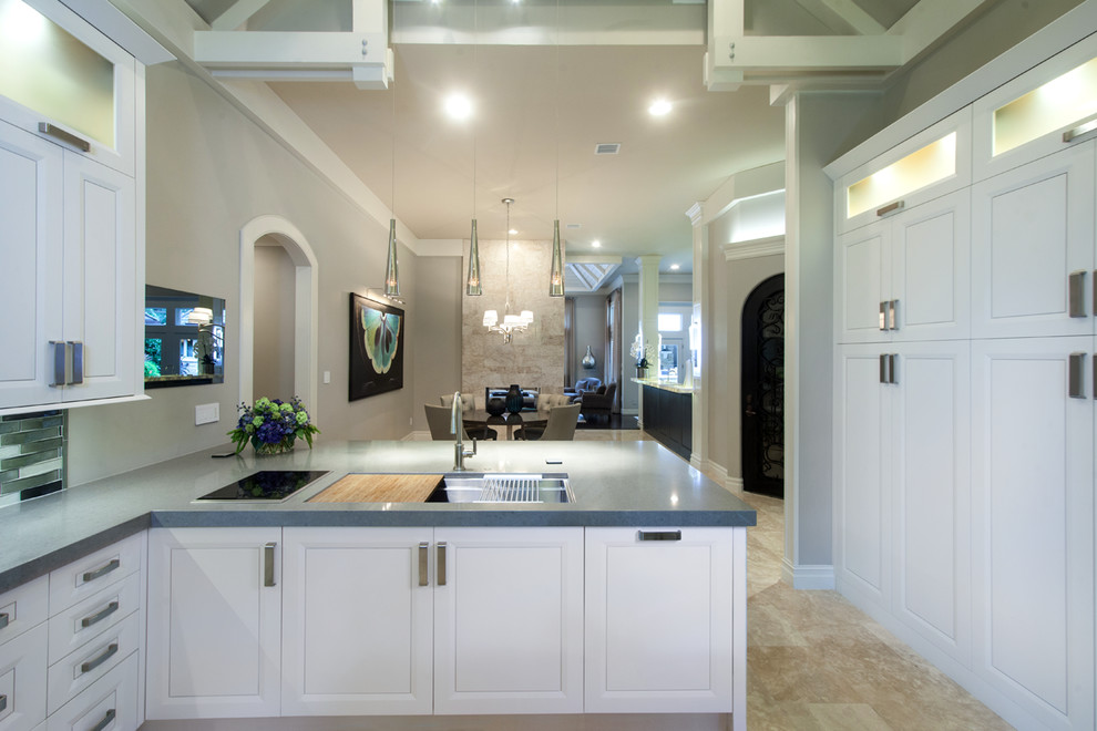 Inspiration for a contemporary kitchen remodel in Oklahoma City