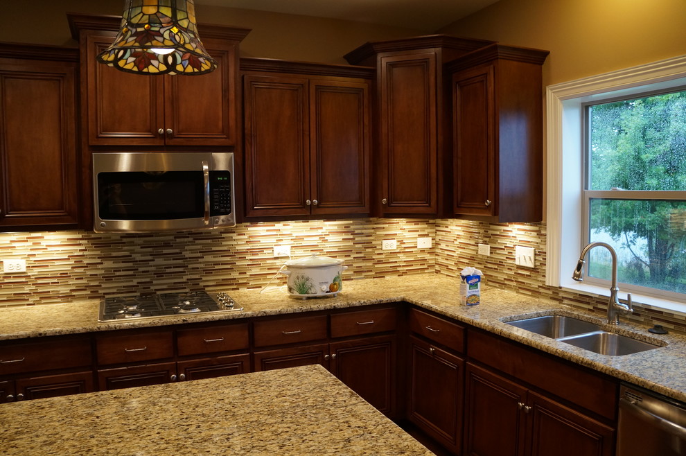 The Karson | Shenendoah Plainfield - Traditional - Kitchen - Chicago ...