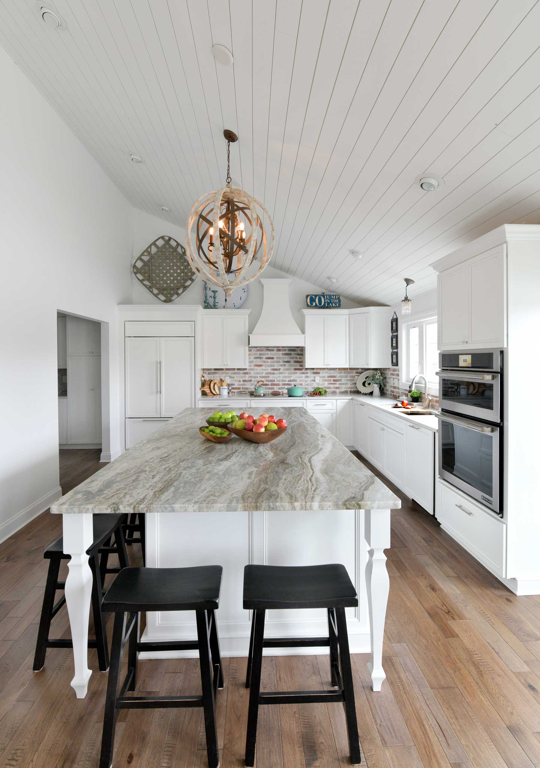 75 Beautiful Kitchen With Granite Countertops Pictures Ideas March 2021 Houzz