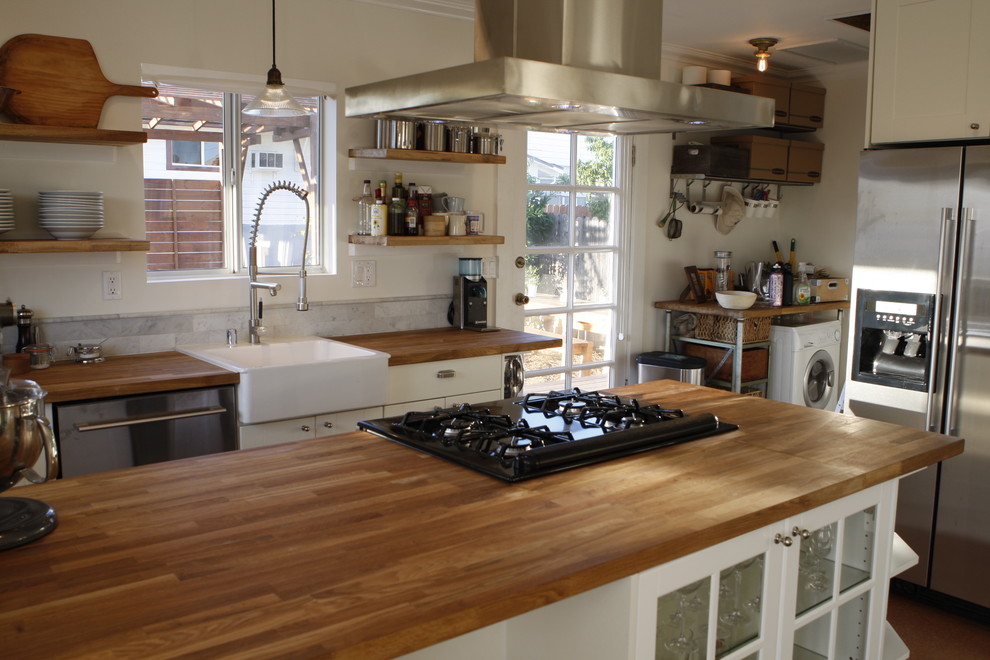 Trendy kitchen photo in Los Angeles