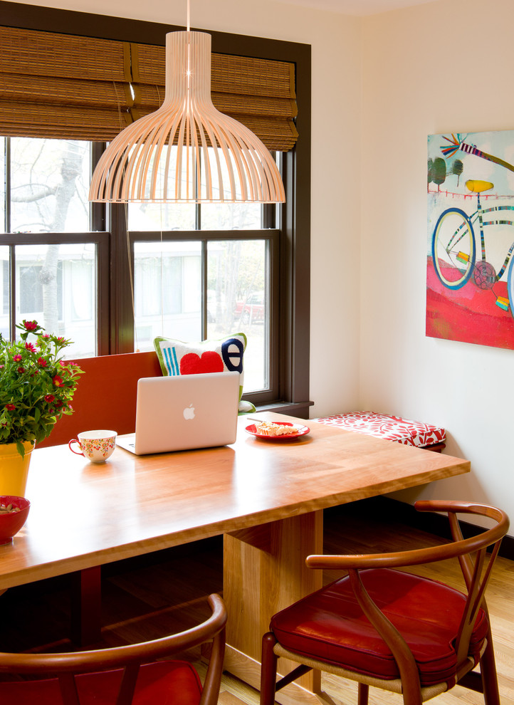 Inspiration for a contemporary eat-in kitchen remodel in Boston
