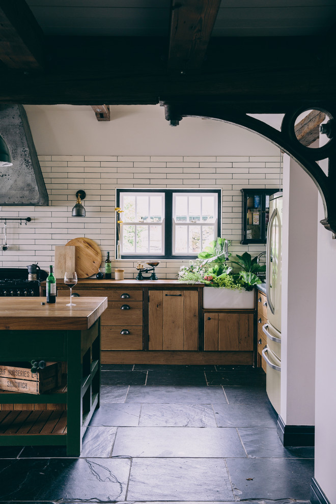 Cottage kitchen photo in London