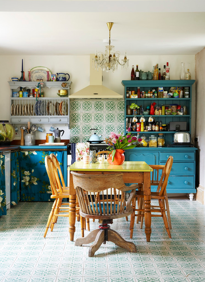 The Lodge - Eclectic - Kitchen - Sussex - by Black Parrots Studio | Houzz