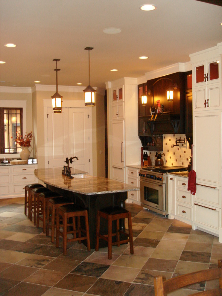 The Reserve, Lake Keowee SC Custom Lake Home Montagne Cuisine